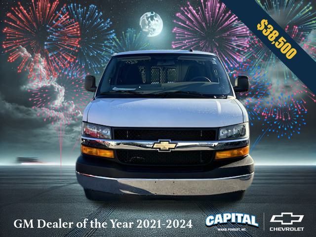 2022 Chevrolet Express Base