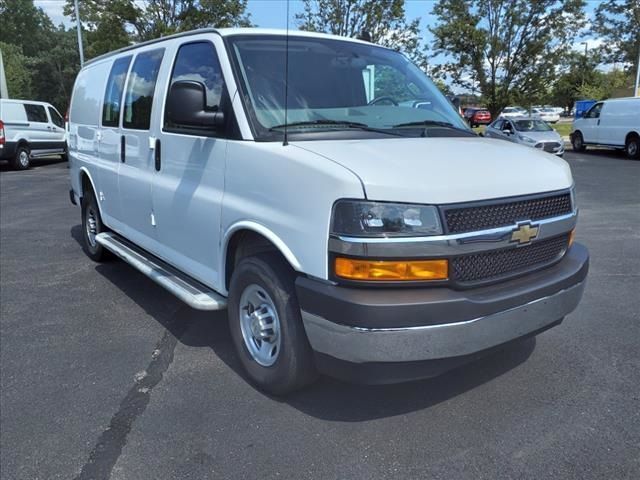 2022 Chevrolet Express Base