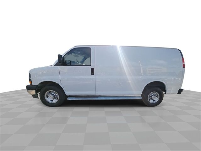 2022 Chevrolet Express Base