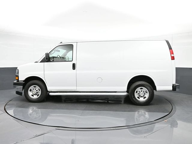 2022 Chevrolet Express Base