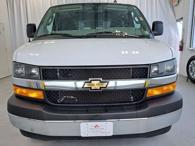 2022 Chevrolet Express Base