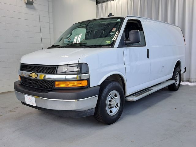 2022 Chevrolet Express Base