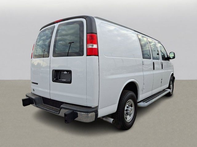 2022 Chevrolet Express Base