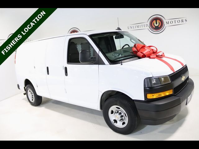 2022 Chevrolet Express Base