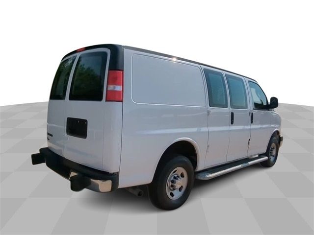 2022 Chevrolet Express Base