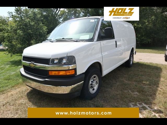 2022 Chevrolet Express Base