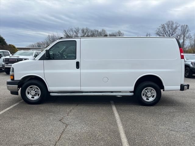 2022 Chevrolet Express Base