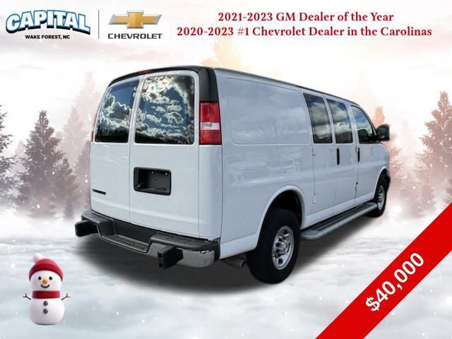 2022 Chevrolet Express Base