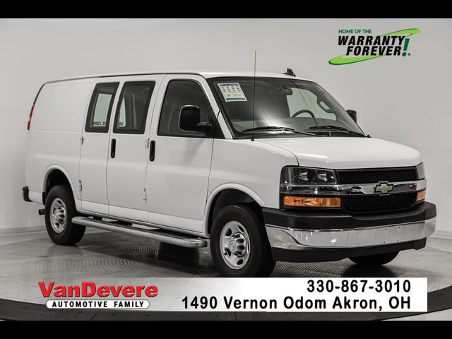 2022 Chevrolet Express Base