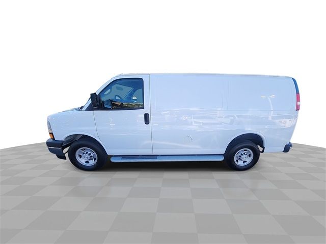 2022 Chevrolet Express Base