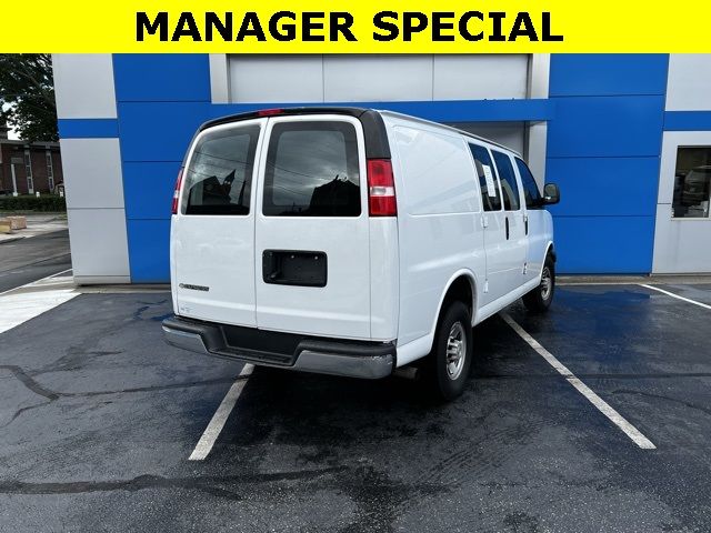 2022 Chevrolet Express Base