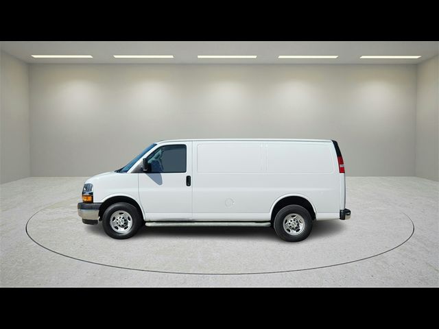 2022 Chevrolet Express Base