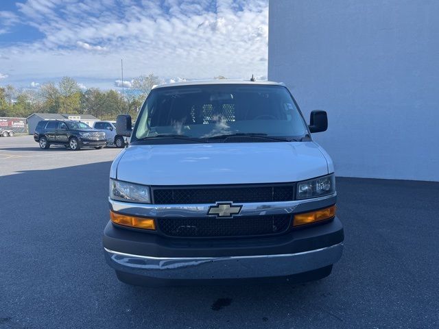 2022 Chevrolet Express Base