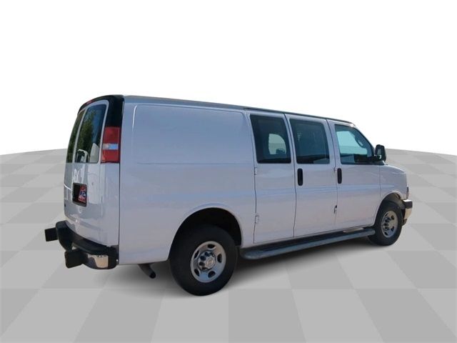 2022 Chevrolet Express Base