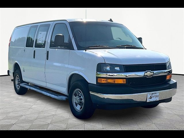 2022 Chevrolet Express Base