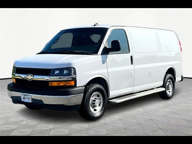 2022 Chevrolet Express Base