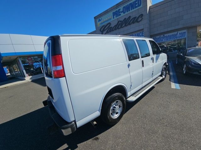 2022 Chevrolet Express Base