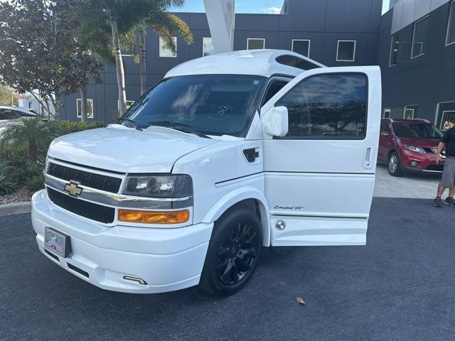 2022 Chevrolet Express Base