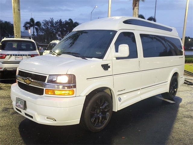 2022 Chevrolet Express Base