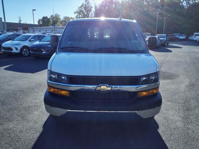 2022 Chevrolet Express Base