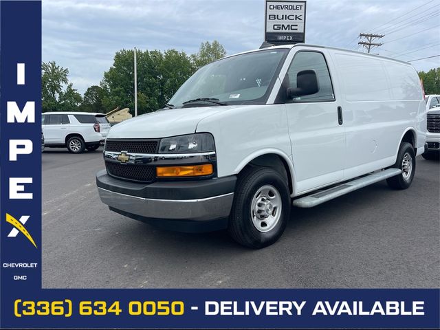 2022 Chevrolet Express Base