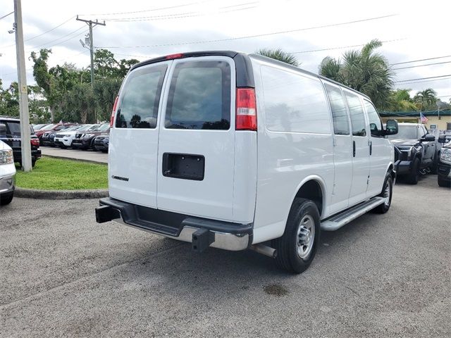 2022 Chevrolet Express Base