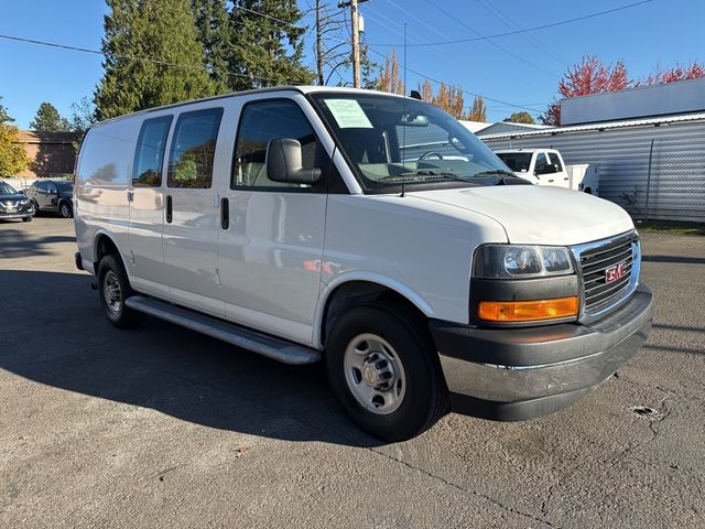 2022 Chevrolet Express Base