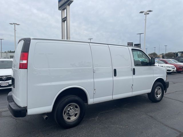 2022 Chevrolet Express Base