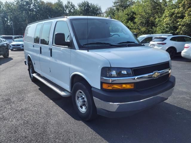 2022 Chevrolet Express Base