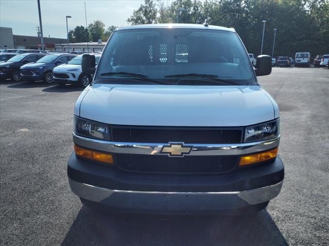 2022 Chevrolet Express Base