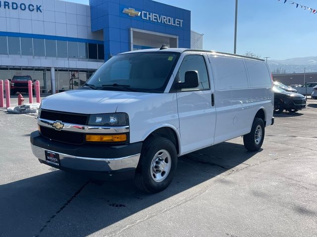 2022 Chevrolet Express Base