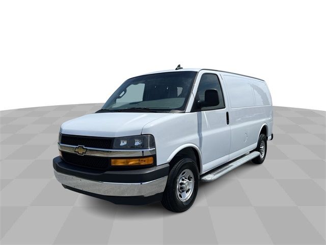 2022 Chevrolet Express Base