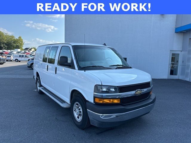 2022 Chevrolet Express Base