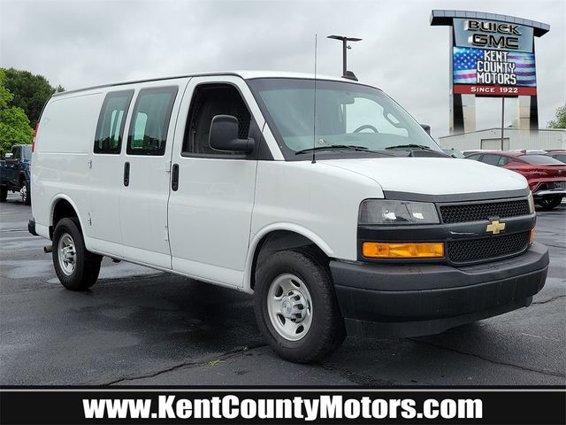 2022 Chevrolet Express Base