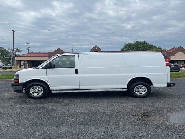 2022 Chevrolet Express Base