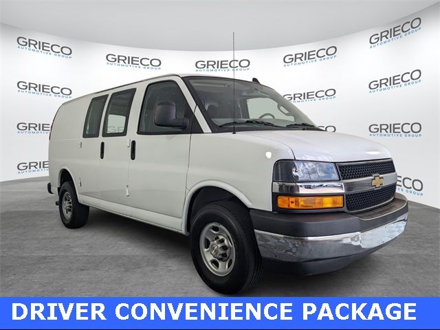 2022 Chevrolet Express Base