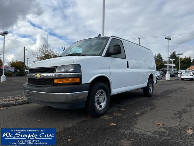 2022 Chevrolet Express Base