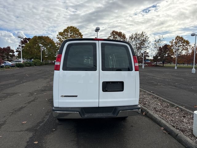 2022 Chevrolet Express Base