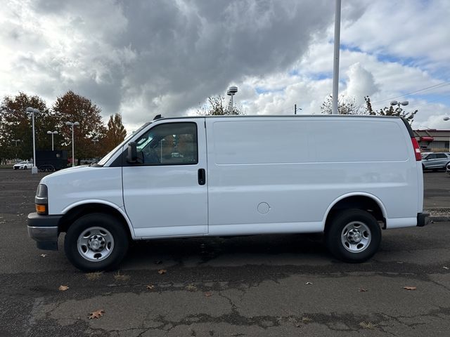 2022 Chevrolet Express Base