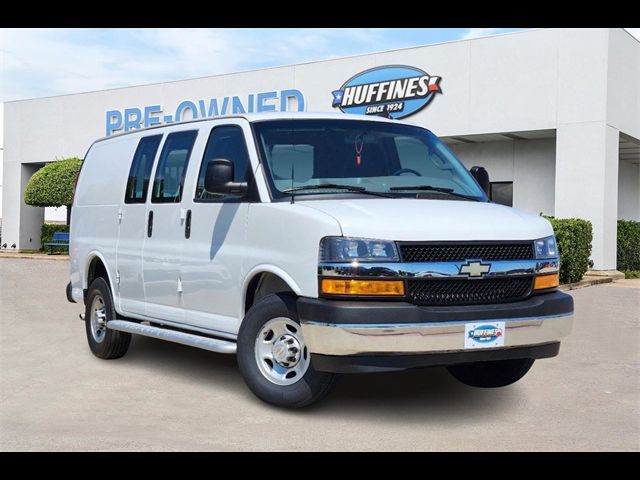 2022 Chevrolet Express Base