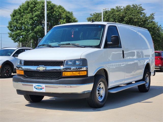 2022 Chevrolet Express Base