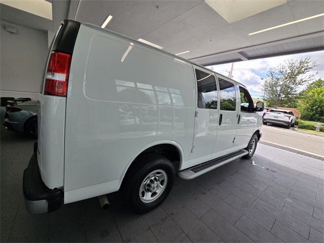 2022 Chevrolet Express Base