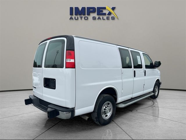 2022 Chevrolet Express Base