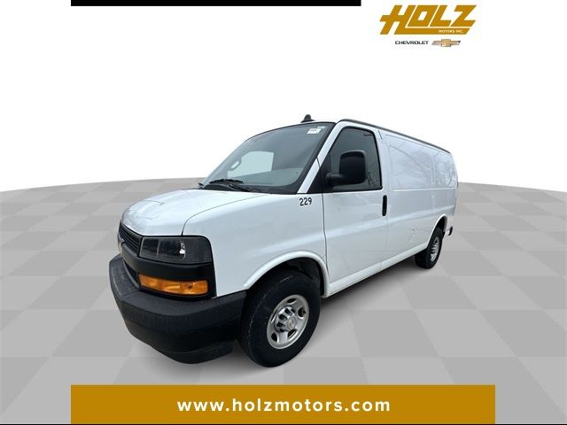 2022 Chevrolet Express Base