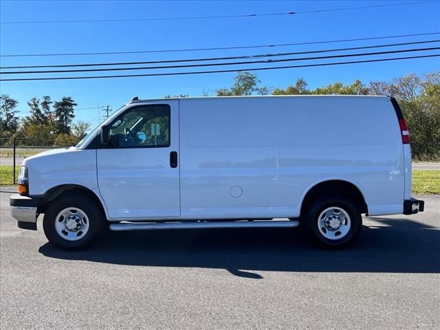 2022 Chevrolet Express Base