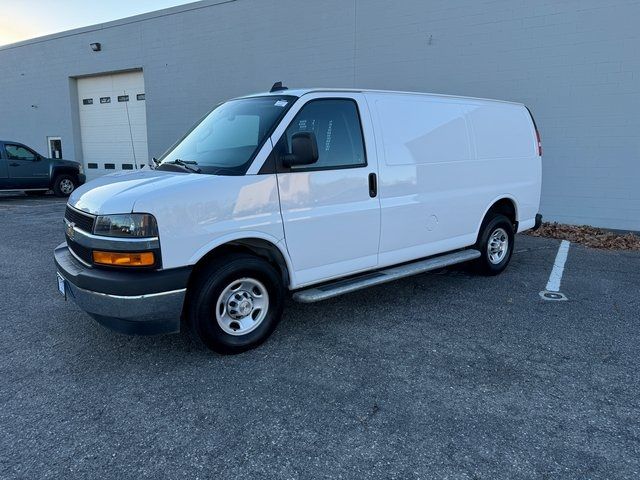 2022 Chevrolet Express Base