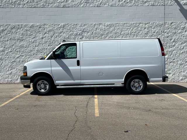 2022 Chevrolet Express Base