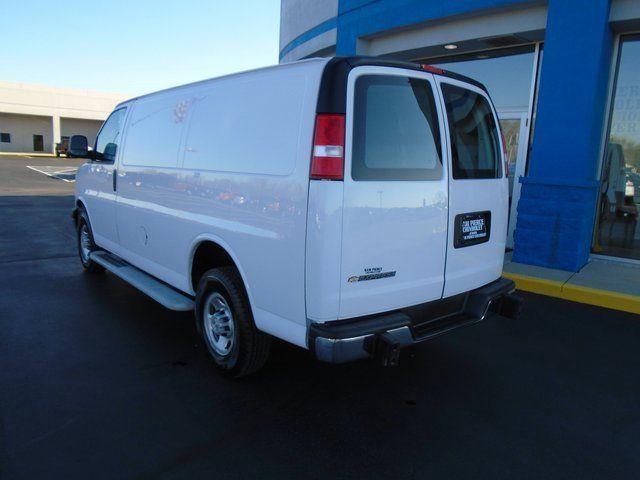 2022 Chevrolet Express Base