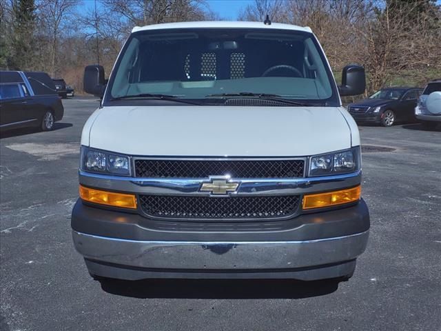 2022 Chevrolet Express Base