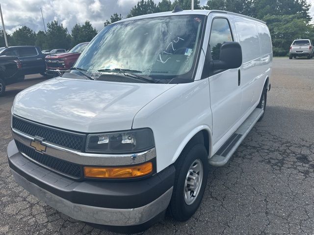 2022 Chevrolet Express Base